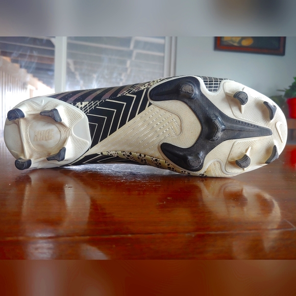 Nike Mercurial Superfly 7 Men's Soccer Cleats - Picture 3 of 4